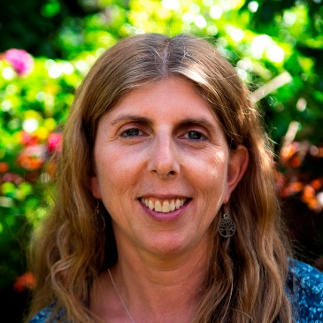 United Kingdom Book Selection Committee, Julie Taylor
